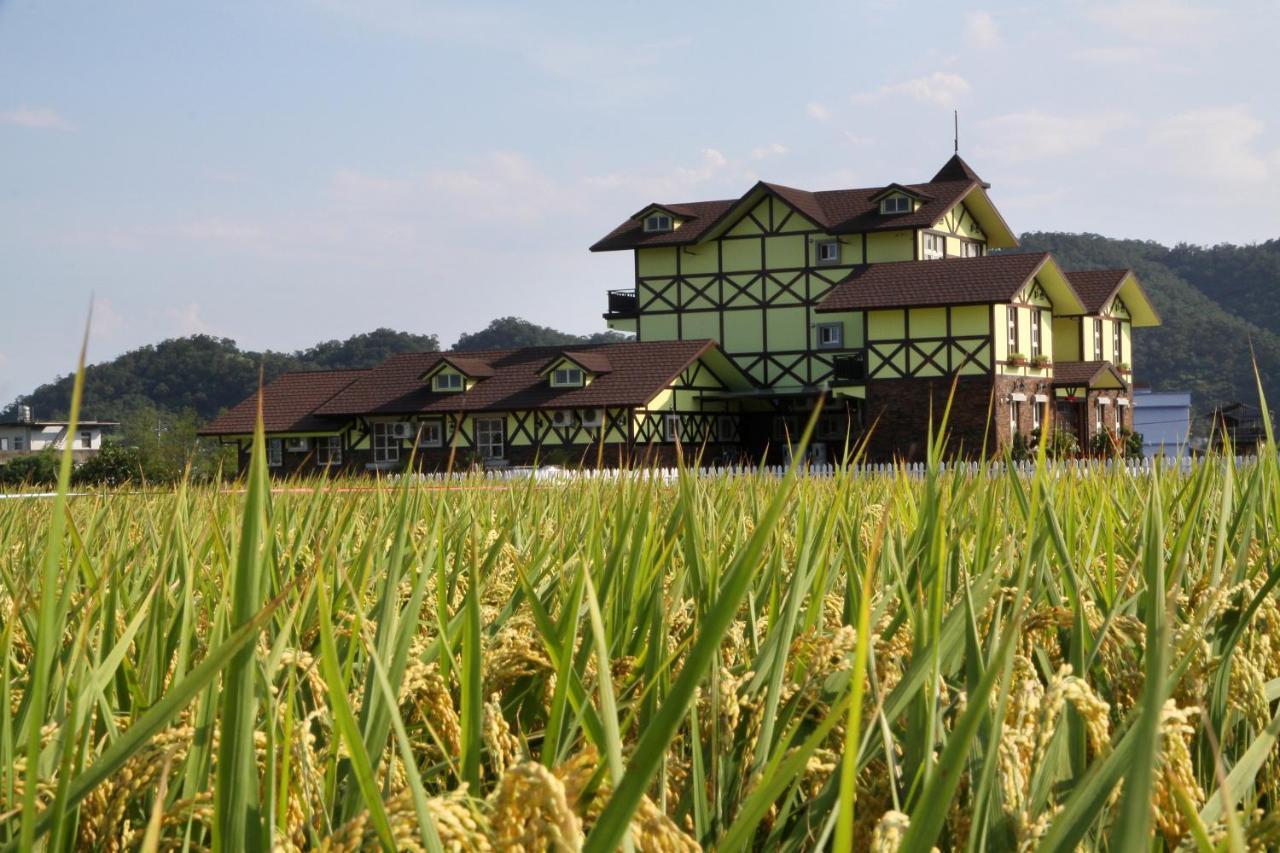 Luxembourg Hills Homestay Цзяоси Экстерьер фото