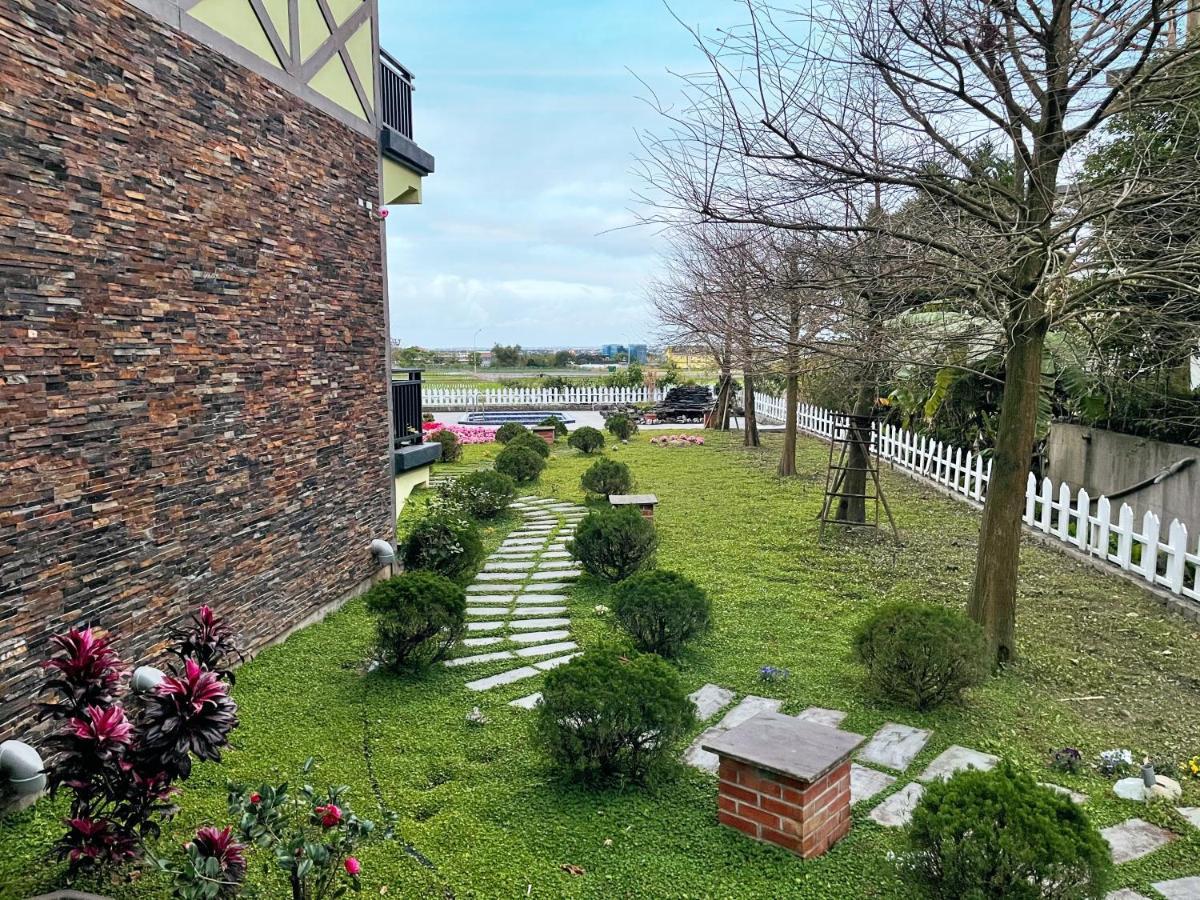 Luxembourg Hills Homestay Цзяоси Экстерьер фото